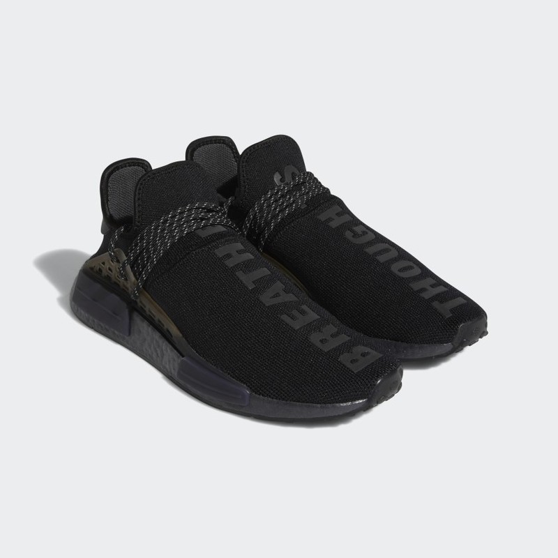 Black pharrell nmd online